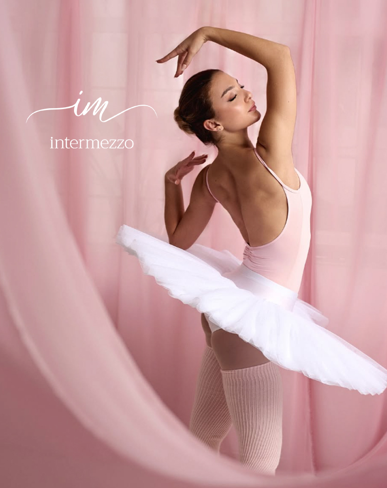 ���͸���